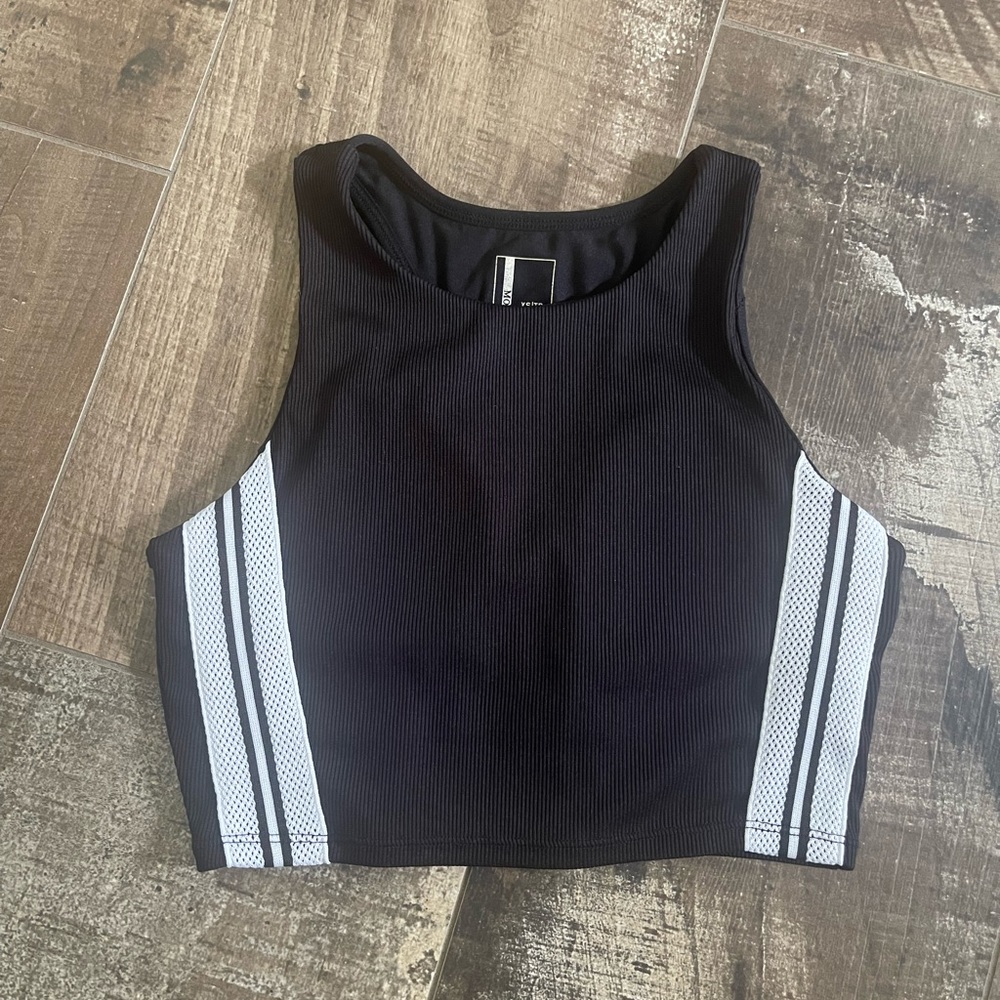 Mondetta sport bra with removeable padding size XS